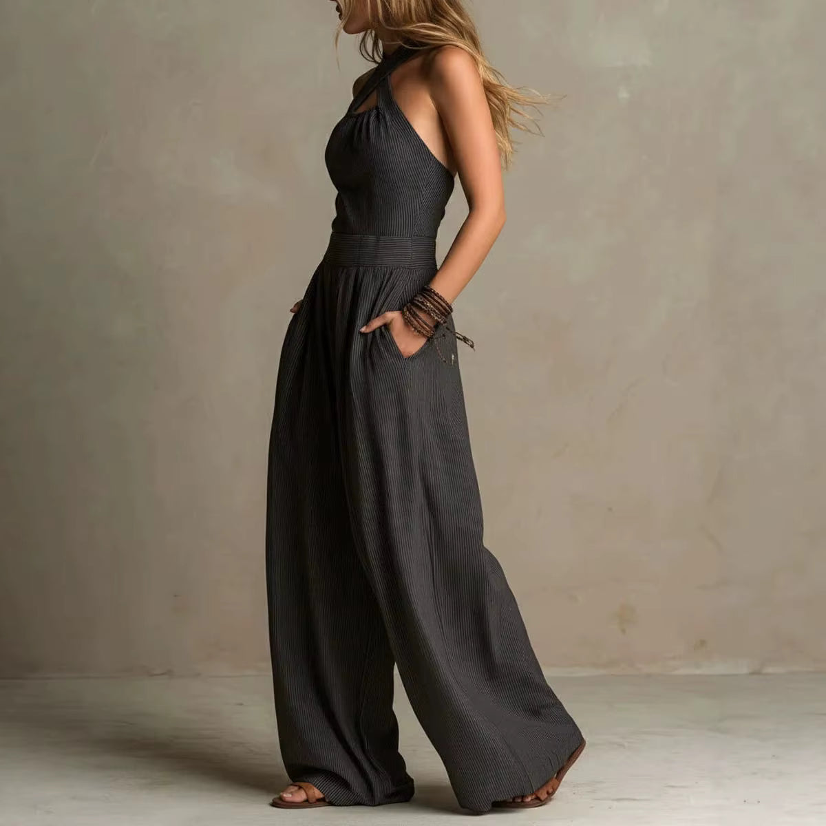 Sofía | Mono Elegante Escote Cruzado