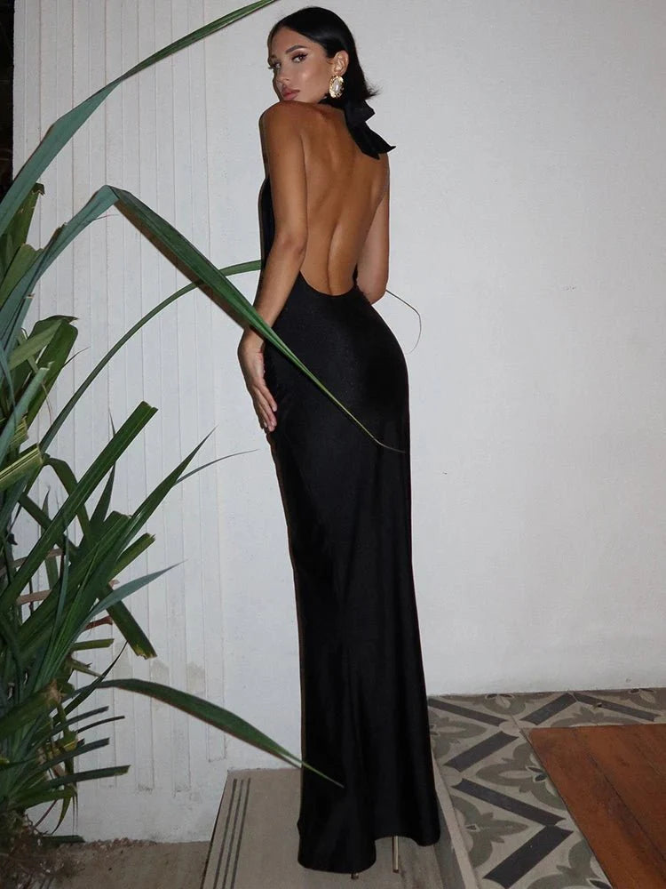 Gisela | Vestido con escote bajo y apertura lateral