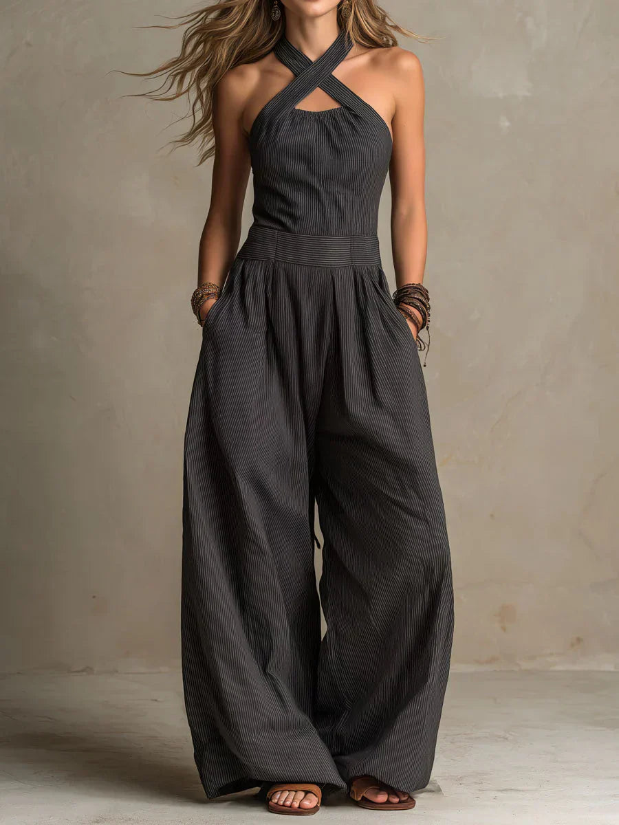 Amaliaᵉˢ · Mono con un elegante escote cruzado y pantalón ancho